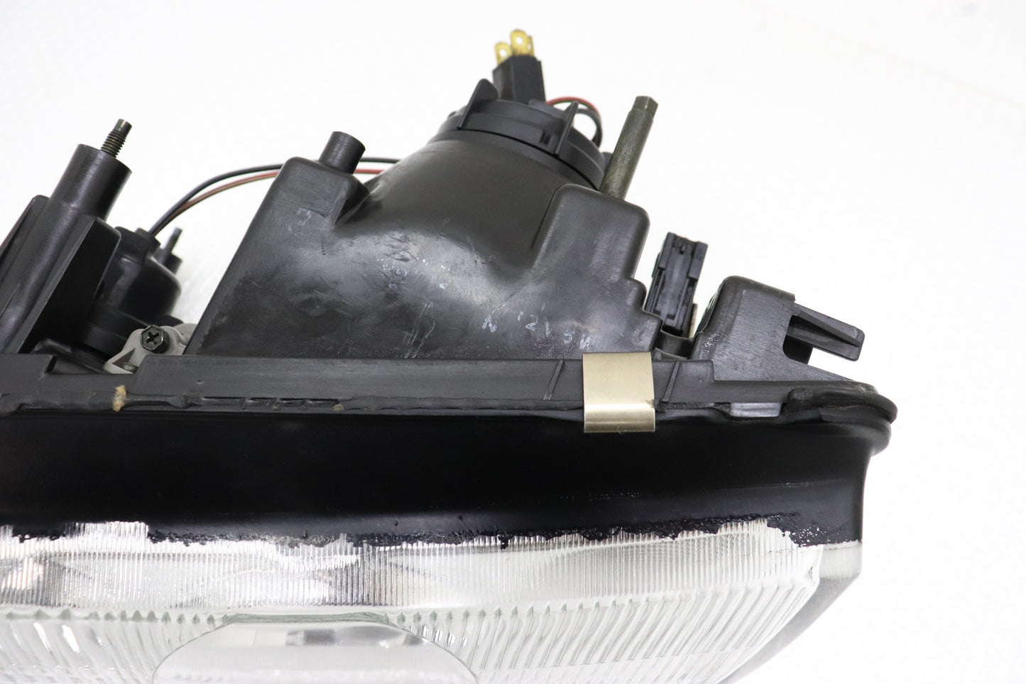 【USED】 NISSAN Headlight LHS Projector Type - BNR32 Early Model