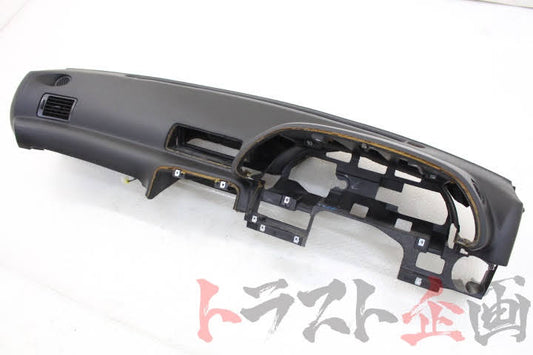 【USED】 NISSAN Dashboard - BNR32