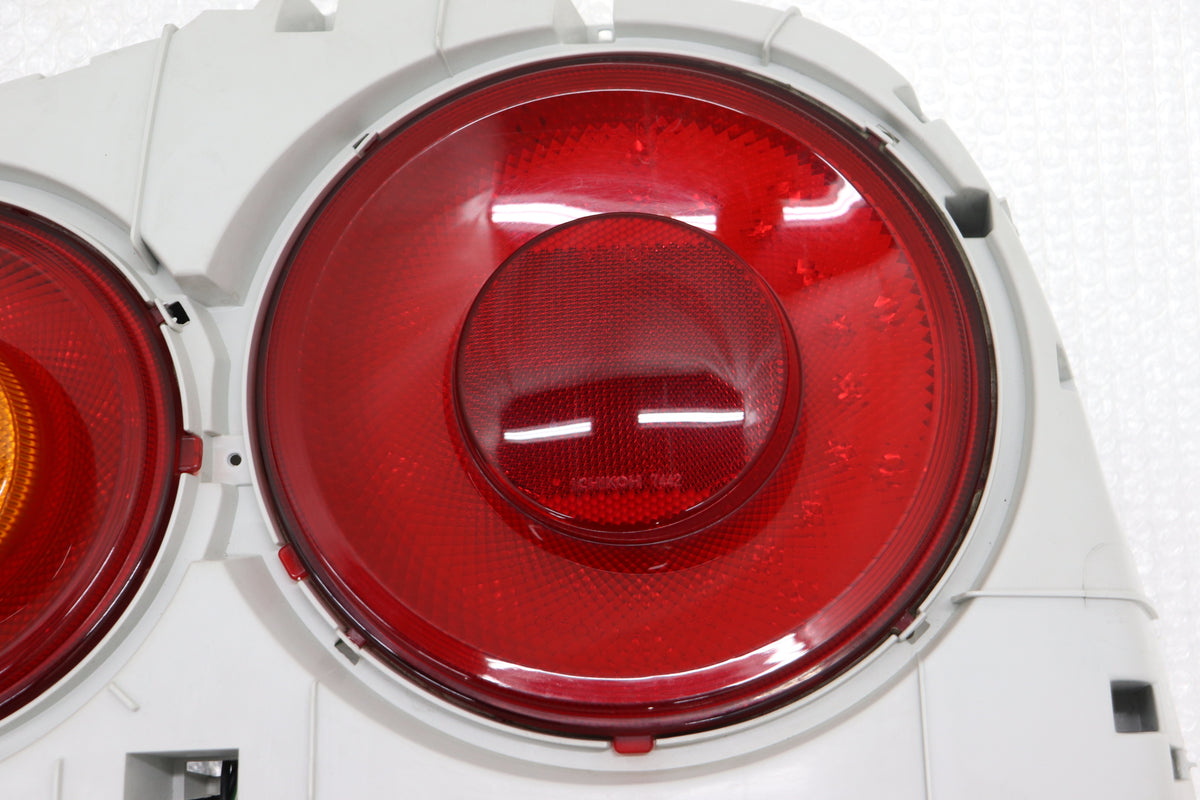 【USED】 NISMO GT Tail Lamp - BNR34