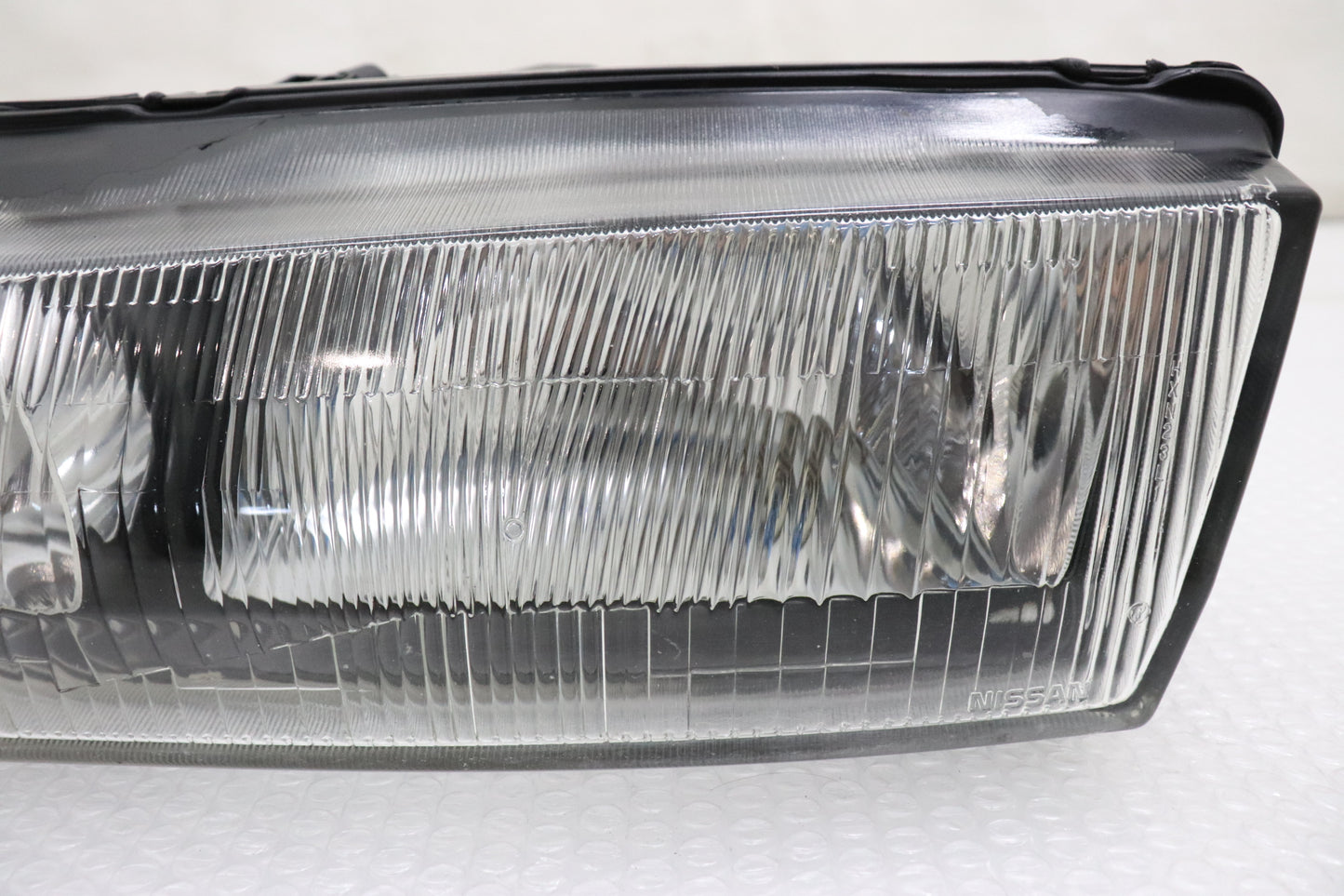 【USED】 NISSAN Headlight LHS N1 - BNR32