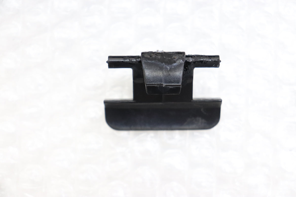 【USED】NISSAN Console Lid - BCNR33 **JP**
