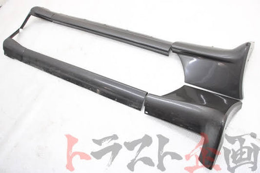 【USED】 NISMO Side Shell with NISSAN Side Skirt Set - BNR32