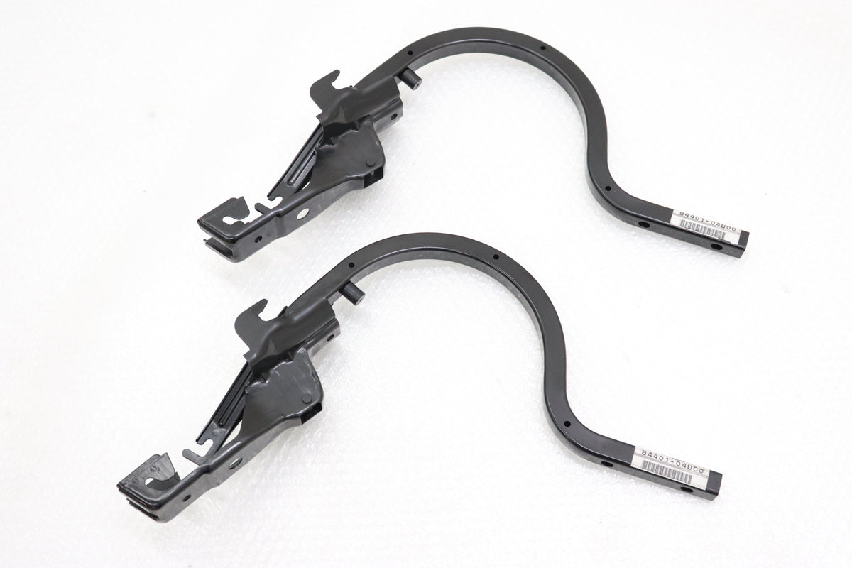 【USED】 NISSAN Trunk Hinge - BNR32