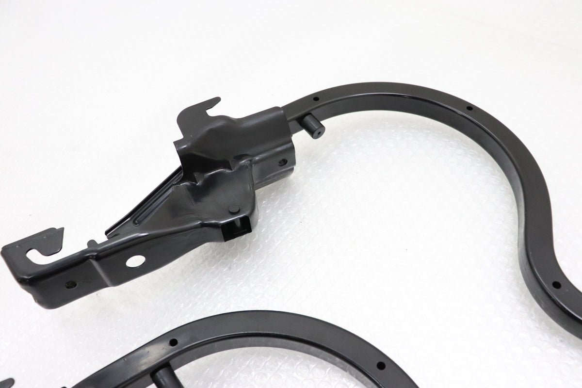 【USED】 NISSAN Trunk Hinge - BNR32