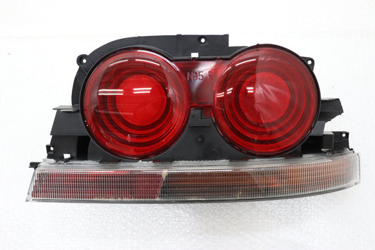 【USED】NISSAN Tail Lamp RHS - BCNR33 **JP**