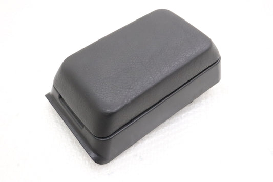 【USED】 NISSAN Center Console Lid with Cup Holder - BNR32