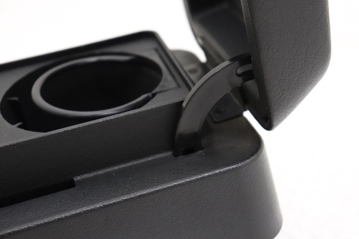 【USED】 NISSAN Center Console Lid with Cup Holder - BNR32