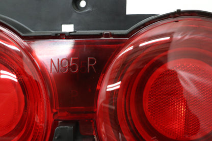 【USED】NISSAN Tail Lamp RHS - BCNR33 **JP**