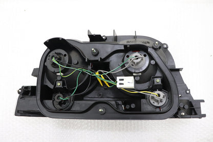 【USED】NISSAN Tail Lamp RHS - BCNR33 **JP**