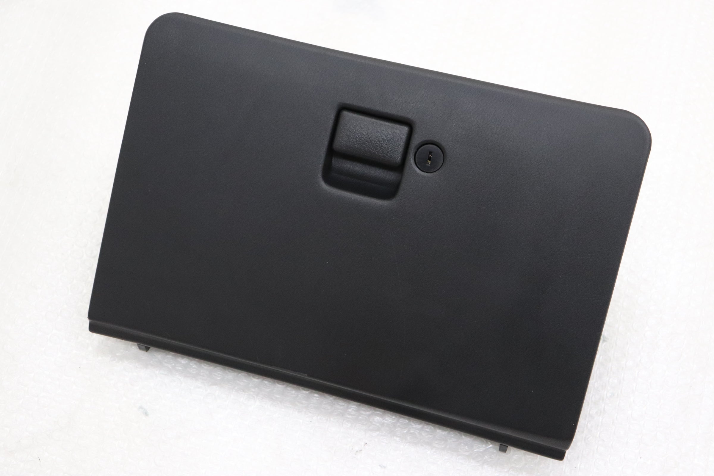 【USED】NISSAN Glove Box Lid - BCNR33 – TKGT CARS