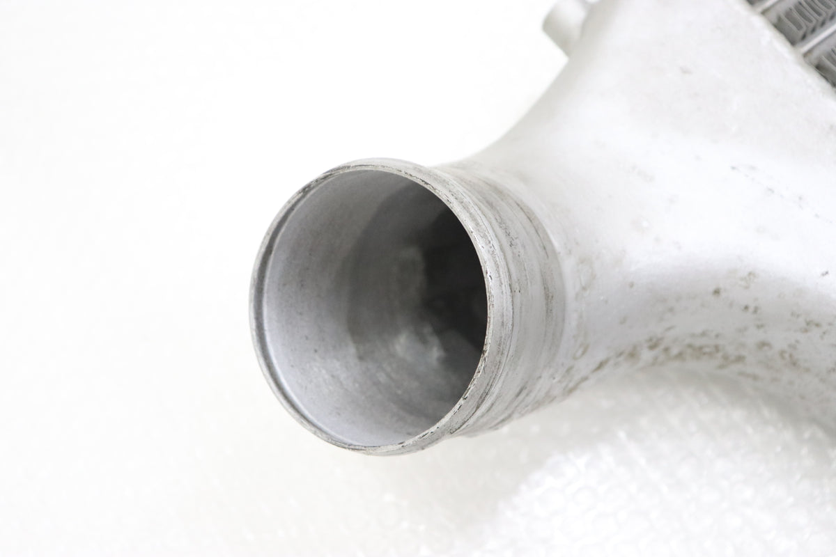【USED】 Aftermarket Intercooler - BCNR33