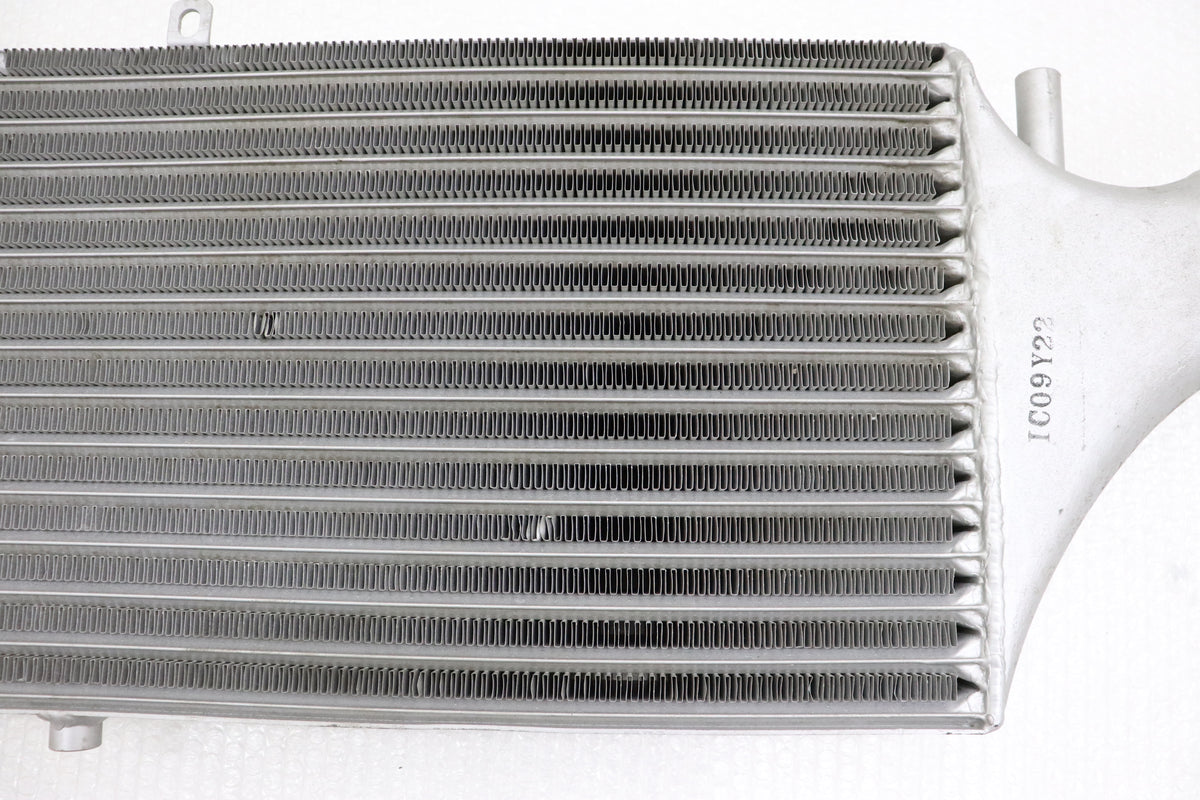 【USED】 Aftermarket Intercooler - BCNR33