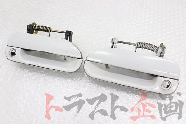 【USED】 NISSAN Door Outer Handle Set - BNR32