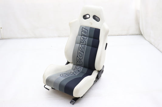 【USED】 Mazda Speed Sport Seat White Leather RHS - FD3S