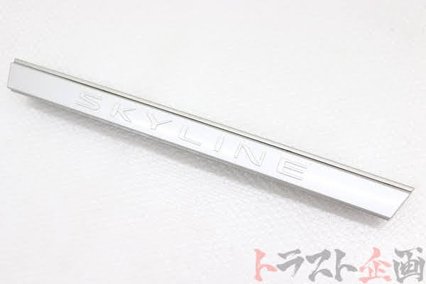 【USED】 NISSAN BCNR33 Rear Garnish Early Model