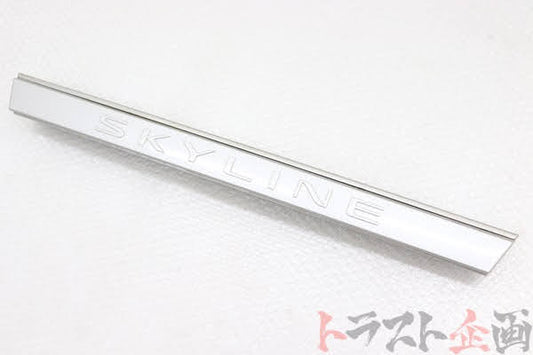 【USED】 NISSAN BCNR33 Rear Garnish Early Model