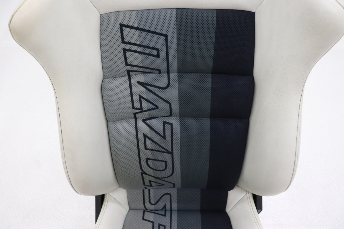 【USED】 Mazda Speed Sport Seat White Leather RHS - FD3S