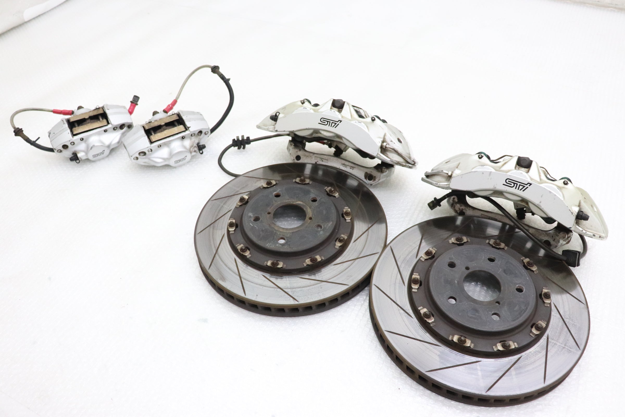 【USED】STi Brembo Caliper & Rotor Set - VAB – TKGT CARS