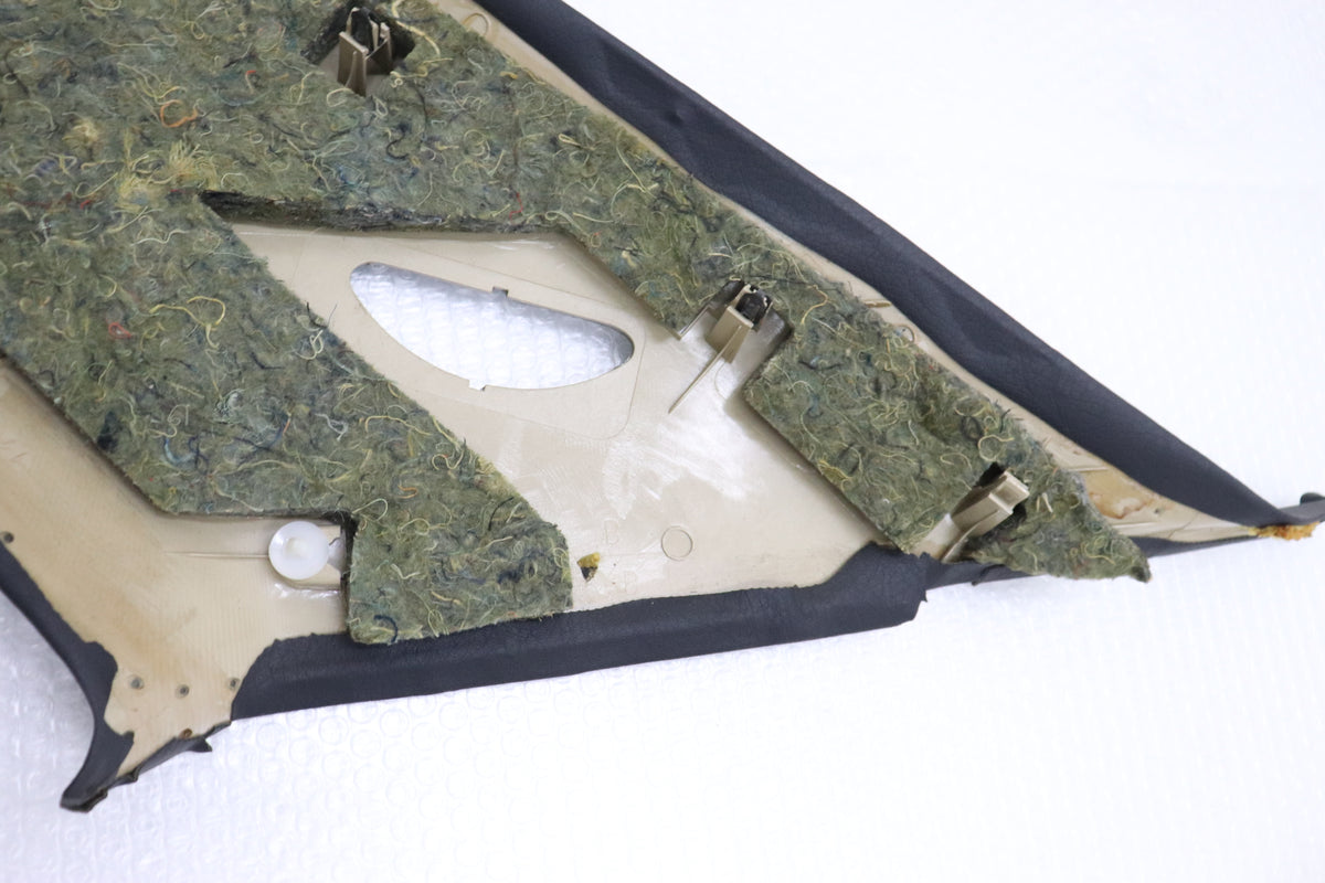 【USED】 NISSAN Rear Quarter Inner Panel C Pillar Trim Pair Set - BNR32