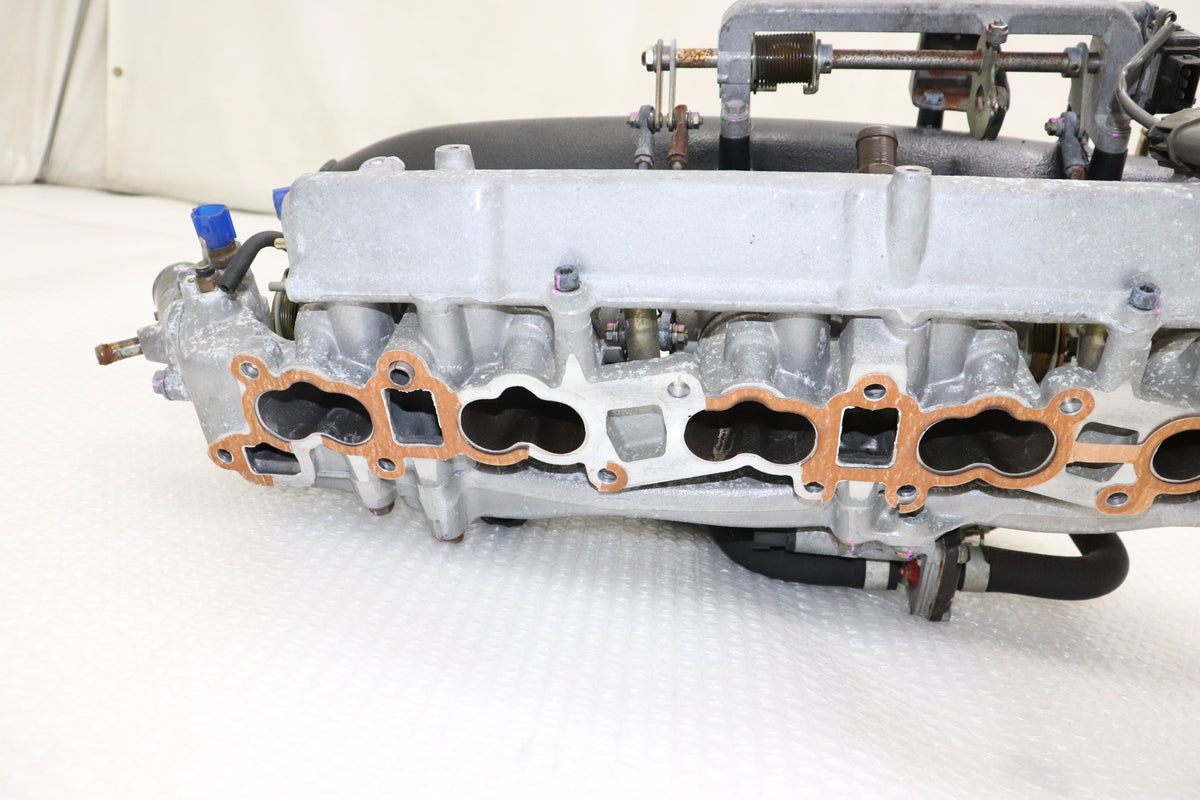 【USED】 Surge Tank with Intake Manifold - BNR32