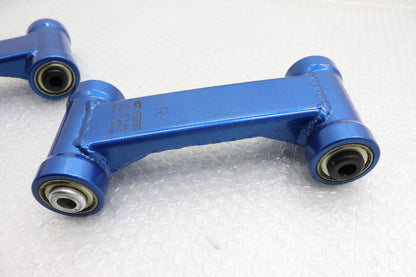 【USED】 CUSCO Front Upper Arm - BNR32 **JP**