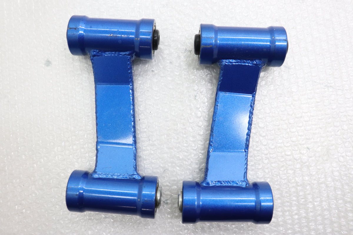 【USED】 CUSCO Front Upper Arm - BNR32 **JP**