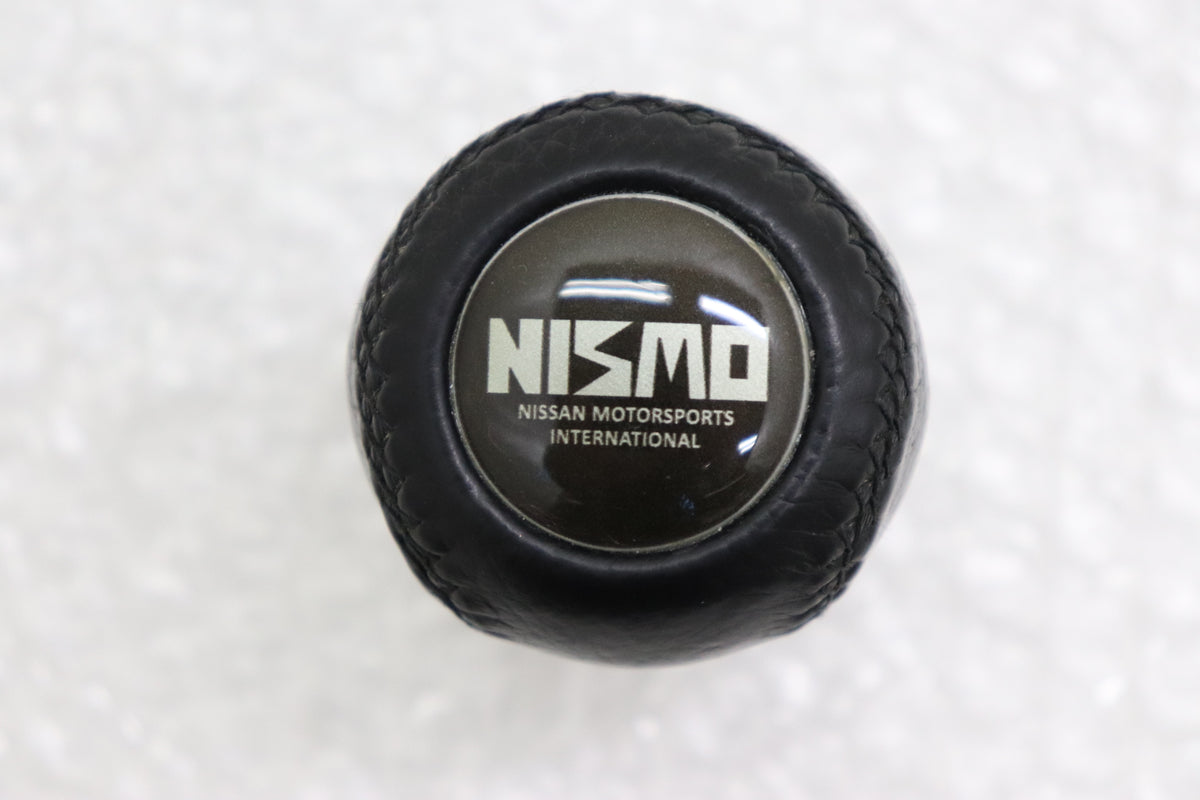 【USED】 NISMO Old Logo Shift Knob - M10 **JP**