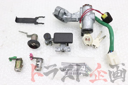 【USED】NISSAN Key Cylinder Set - BNR32 Late Model