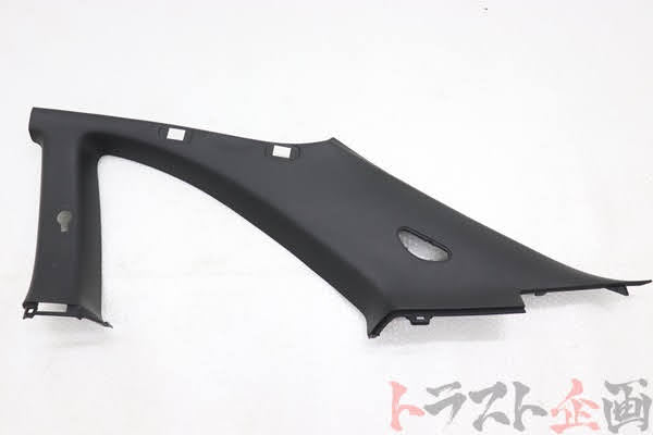 【USED】 NISSAN Rear Quarter Inner Panel C Pillar Trim RHS - BCNR33