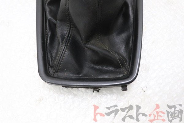 【USED】 NISSAN Shift Boot - HCR32
